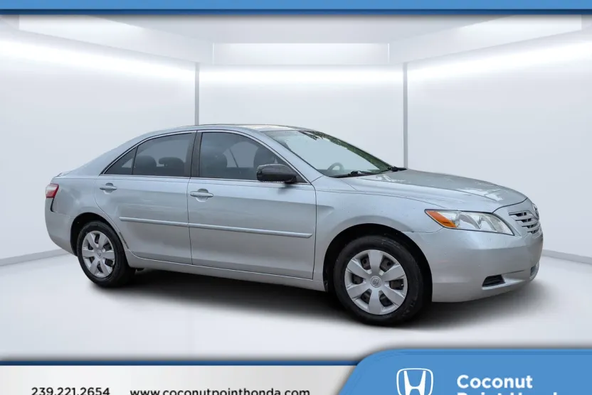 2007 Toyota Camry LE photo 1