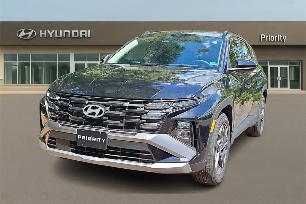 2025 Hyundai Tucson SEL photo 1