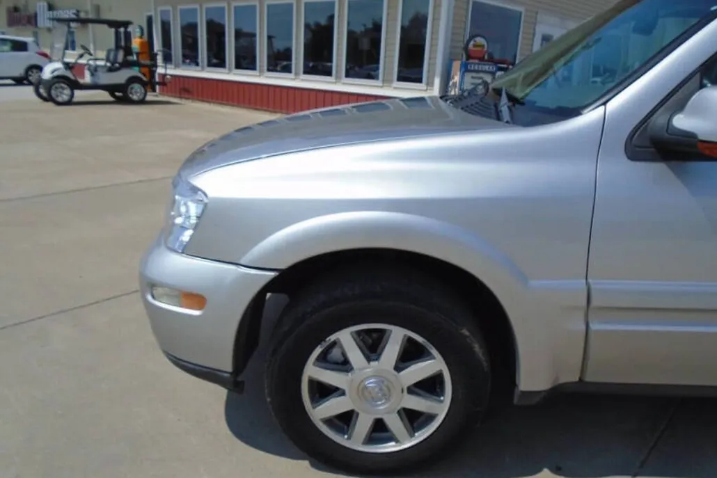 2004 Buick Rainier CXL photo 1