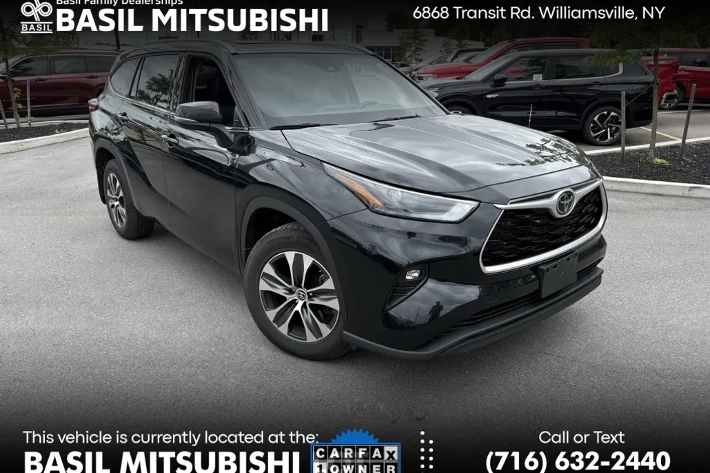 2022 Toyota Highlander XLE photo 1