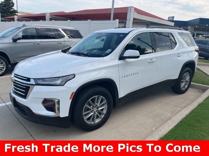 2023 Chevrolet Traverse Cloth photo 1