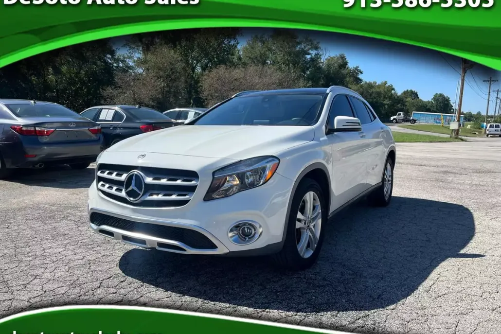 2018 Mercedes Benz GLA 250 photo 1