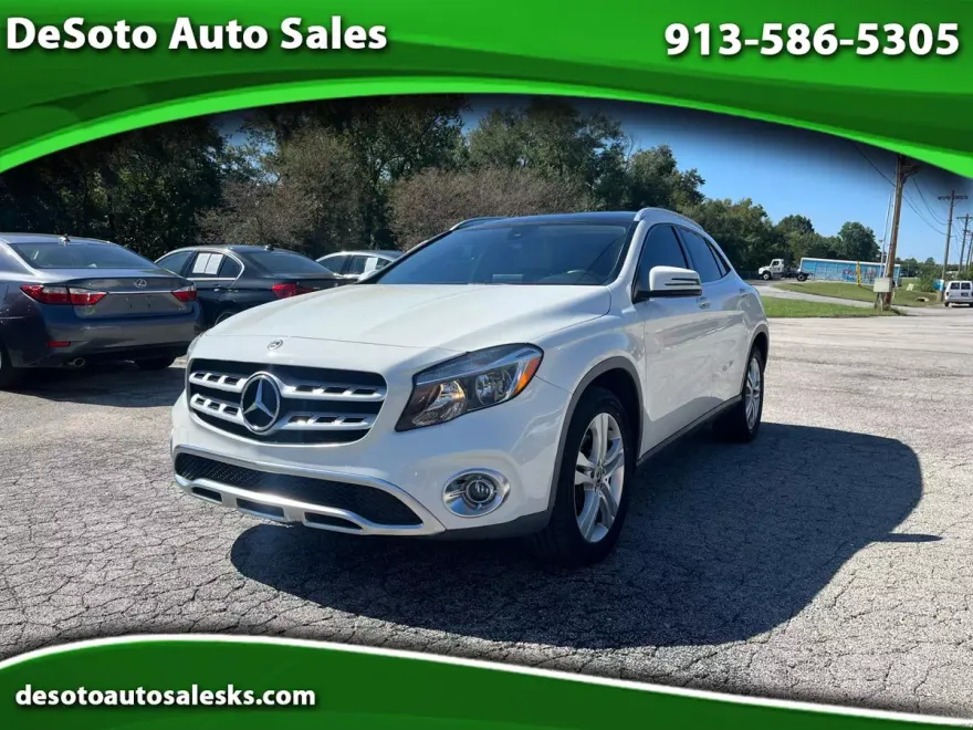 2018 Mercedes Benz GLA 250 photo 1