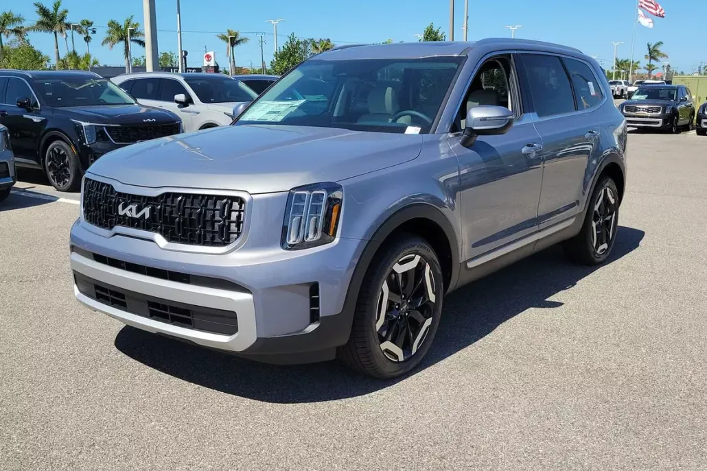 2025 Kia Telluride EX photo 1