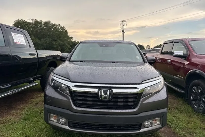 2020 Honda Ridgeline RTL-E photo 1