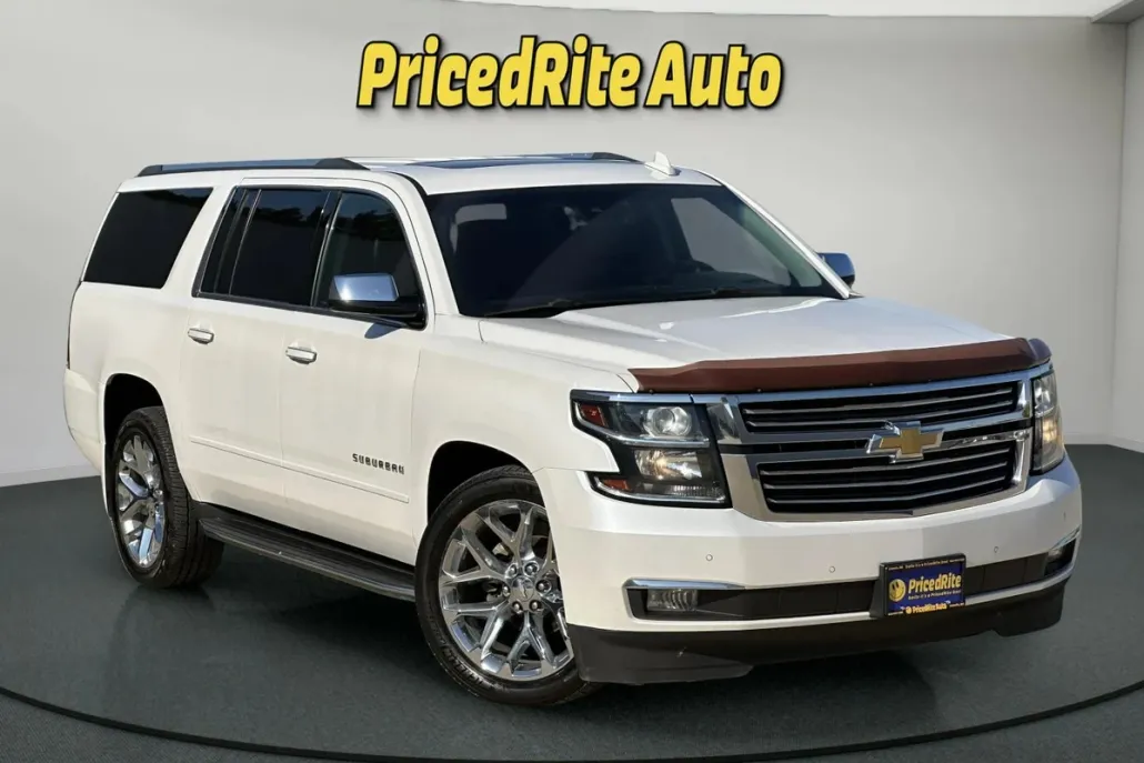2017 Chevrolet Suburban Premier photo 1