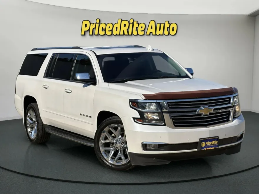 2017 Chevrolet Suburban Premier photo 1