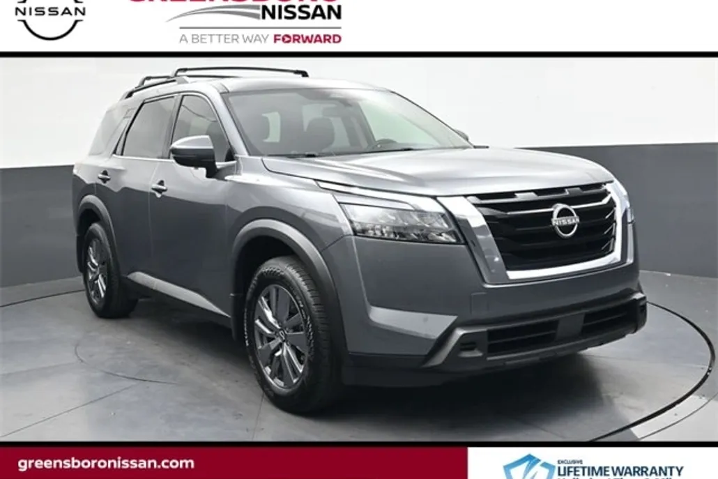 2025 Nissan Pathfinder SV photo 1