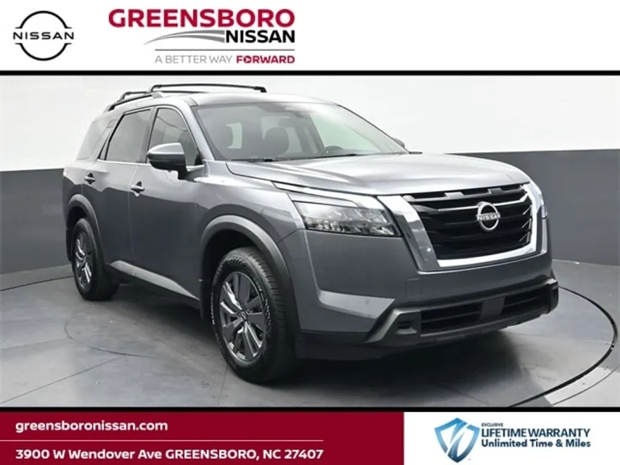 2025 Nissan Pathfinder SV photo 1