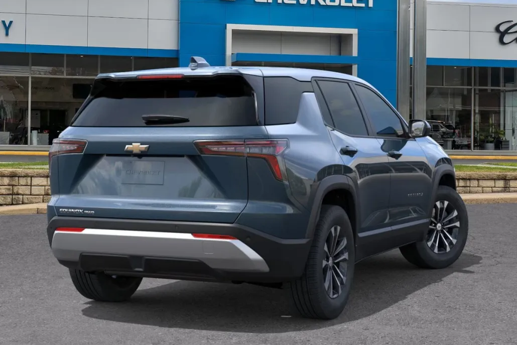 2026 Chevrolet Equinox LT photo 1