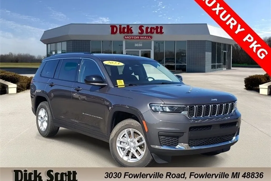 2023 Jeep Grand Cherokee Laredo photo 1