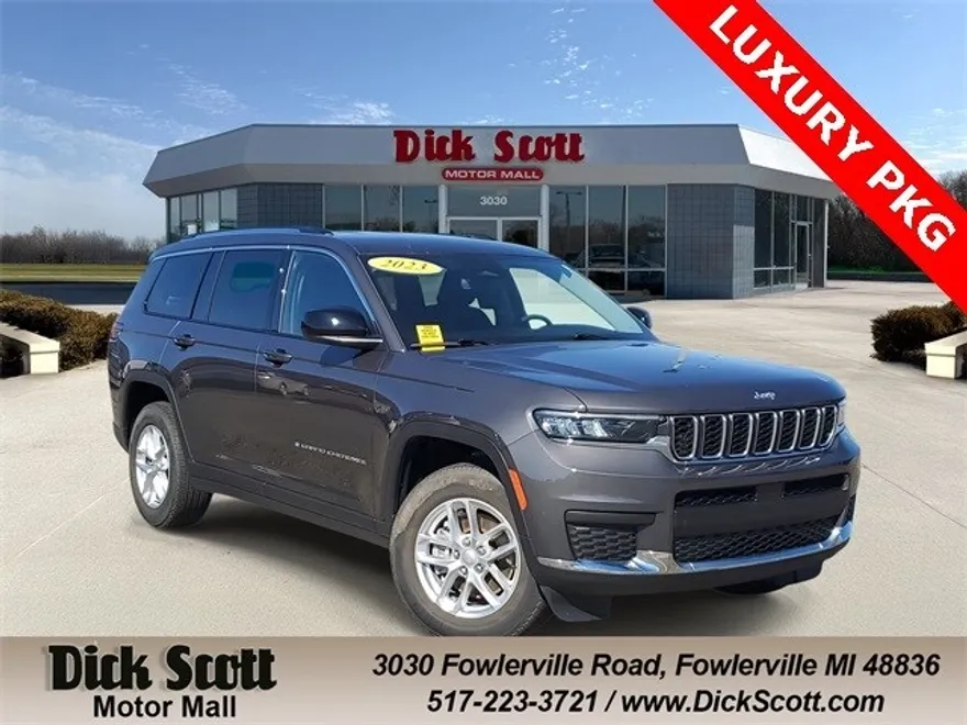 2023 Jeep Grand Cherokee Laredo photo 1