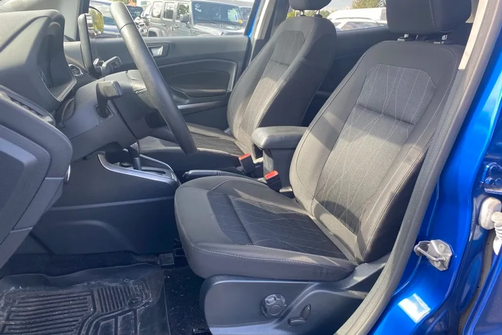 2020 Ford EcoSport SE photo 1