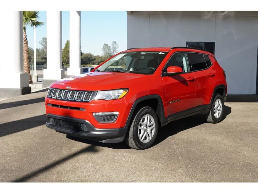 2020 Jeep Compass Sport photo 1