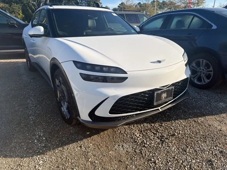 2024 Genesis GV60 Performance photo 1