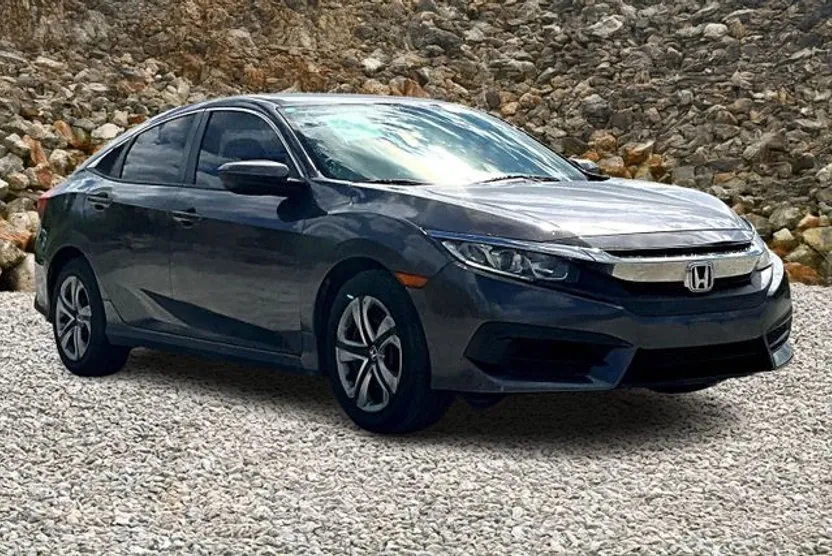2018 Honda Civic LX photo 1