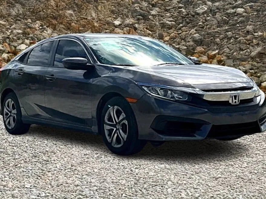 2018 Honda Civic LX photo 1