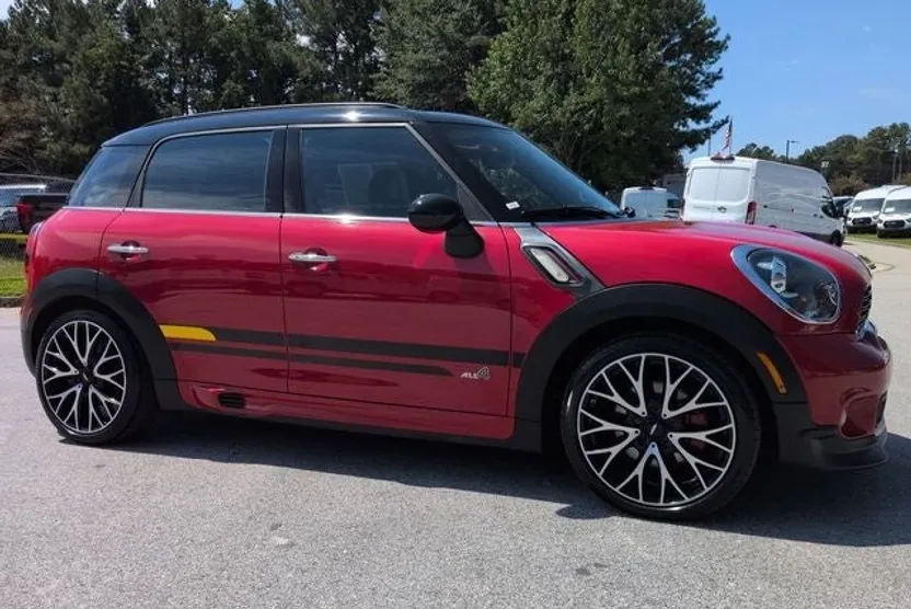 2013 Mini Countryman John Cooper Works photo 1