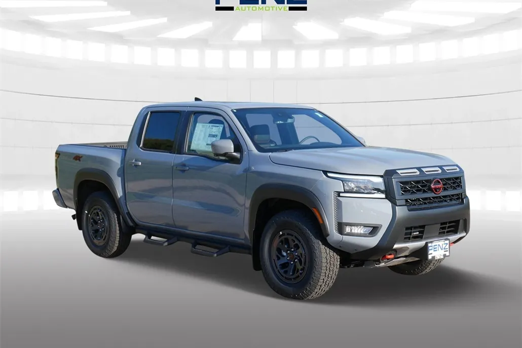 2026 Nissan Frontier PRO-4X photo 1