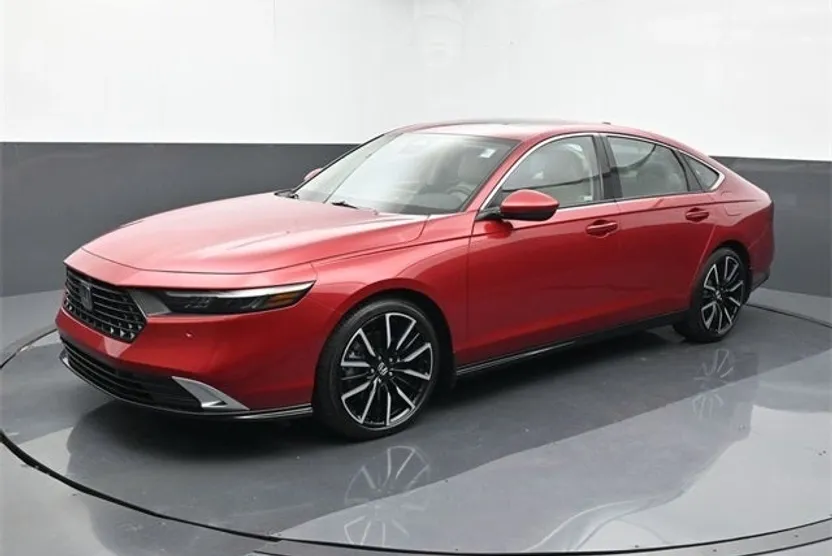 2023 Honda Accord Hybrid Touring photo 1