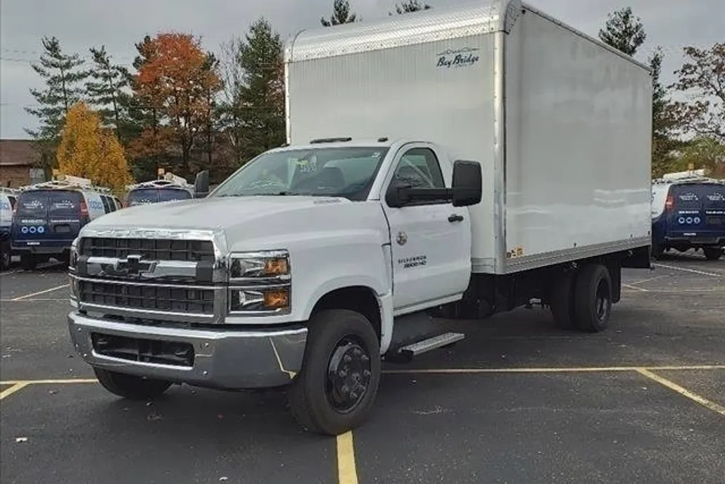 2023 Chevrolet Silverado 6500HD Work Truck photo 1