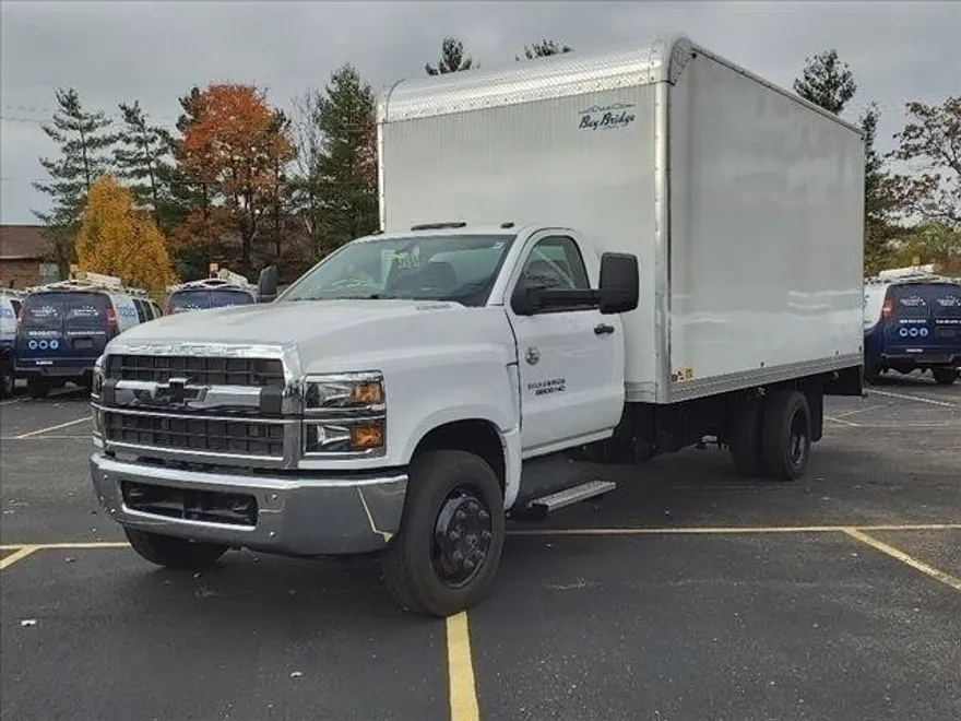 2023 Chevrolet Silverado 6500HD Work Truck photo 1