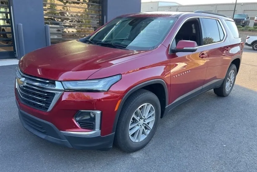 2022 Chevrolet Traverse 1LT photo 1