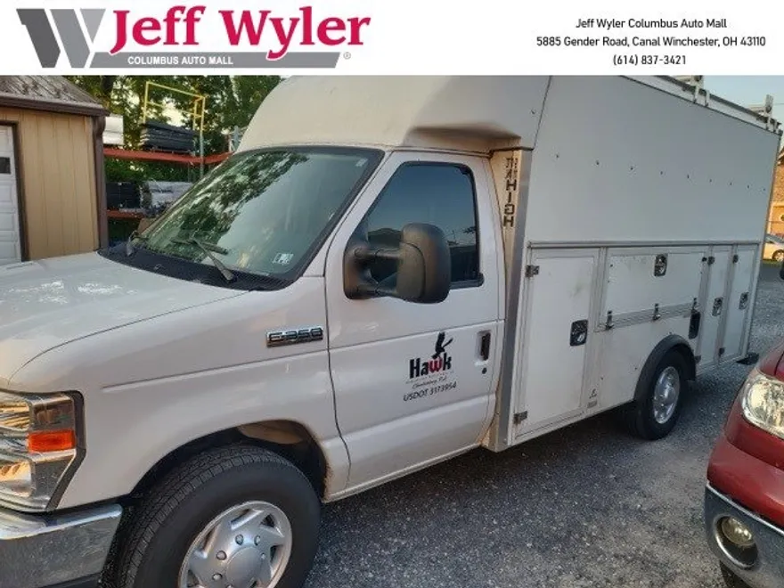 2021 Ford E-350 photo 1