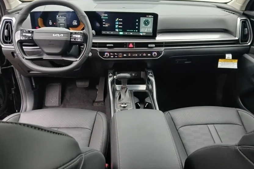 2026 Kia Sorento S photo 1