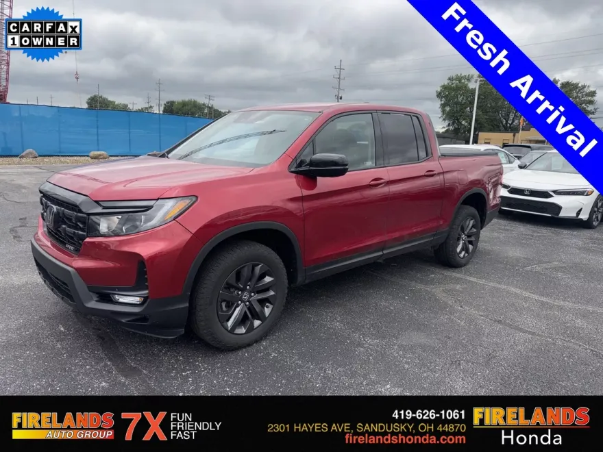 2024 Honda Ridgeline Sport photo 1