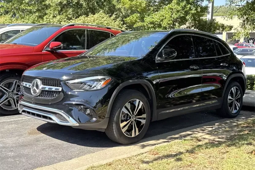 2025 Mercedes Benz GLA 250 photo 1