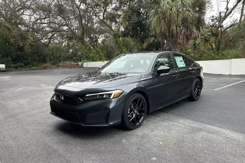 2025 Honda Civic Hybrid Sport photo 1