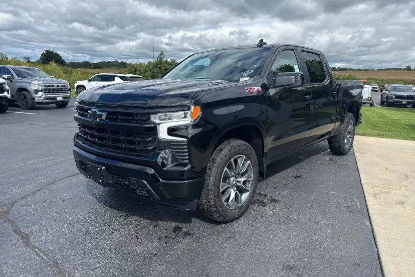 2026 Chevrolet Silverado 1500 RST photo 1