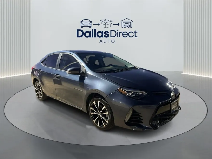 2018 Toyota Corolla SE photo 1