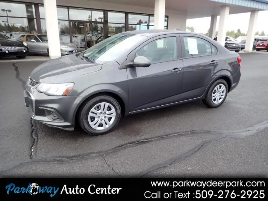 2018 Chevrolet Sonic LS photo 1