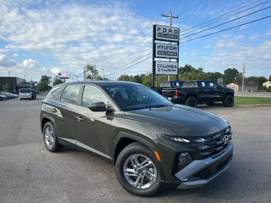 2026 Hyundai Tucson SE photo 1