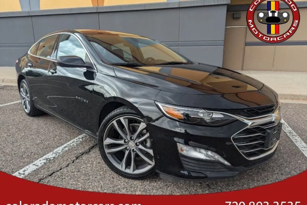 2021 Chevrolet Malibu photo 1