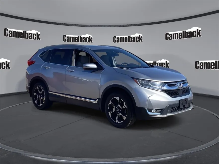 2019 Honda CR-V Touring photo 1