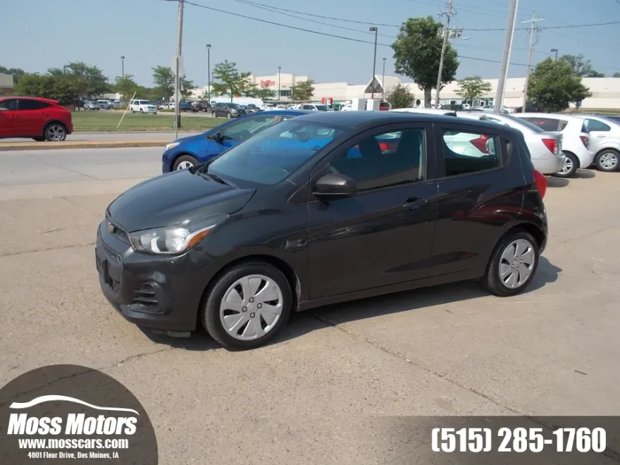 2017 Chevrolet Spark LS photo 1