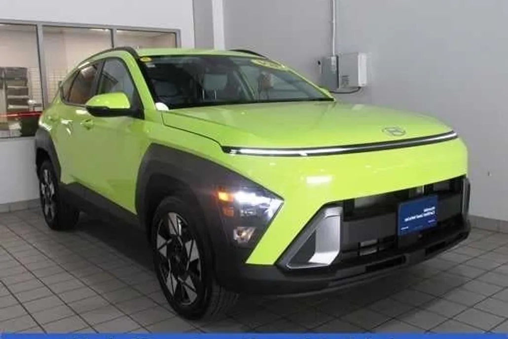 2024 Hyundai Kona SEL photo 1