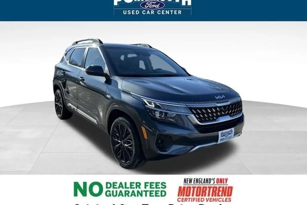 2023 Kia Seltos Nightfall Edition photo 1