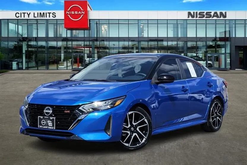 2024 Nissan Sentra SR photo 1