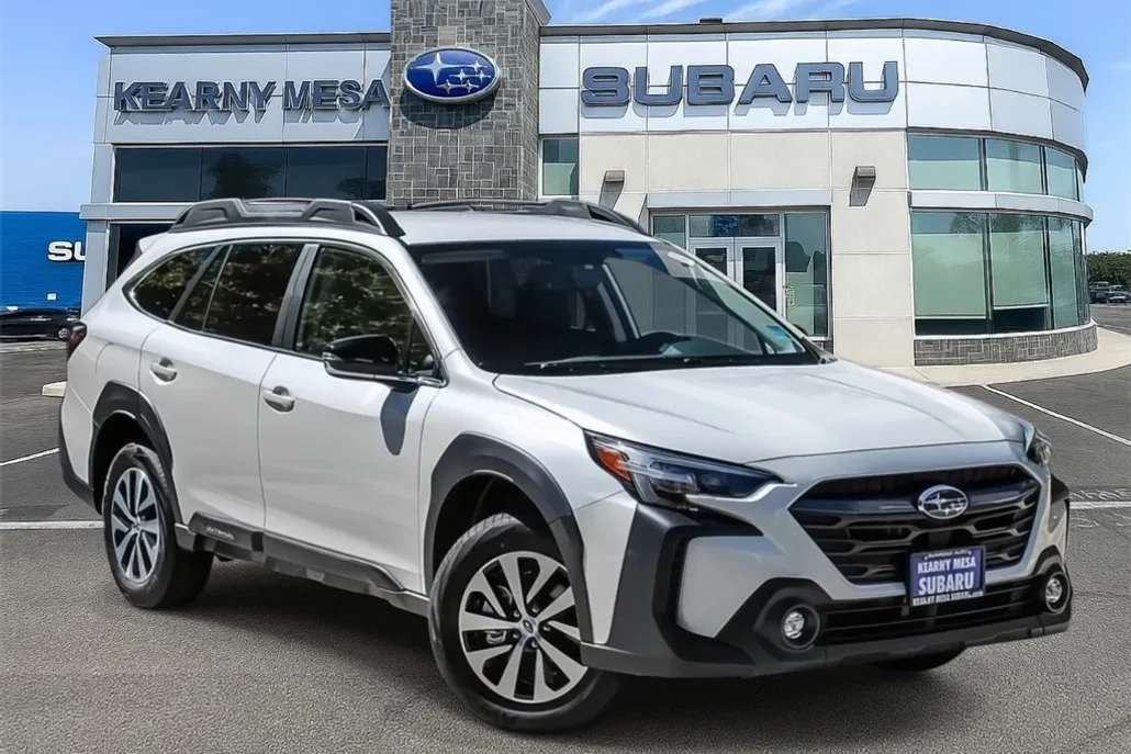 2025 Subaru Outback Premium photo 1
