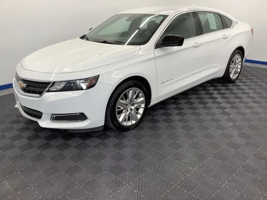 2019 Chevrolet Impala LS photo 1