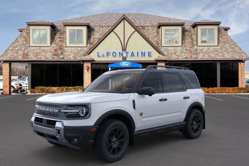 2025 Ford Bronco Badlands photo 1