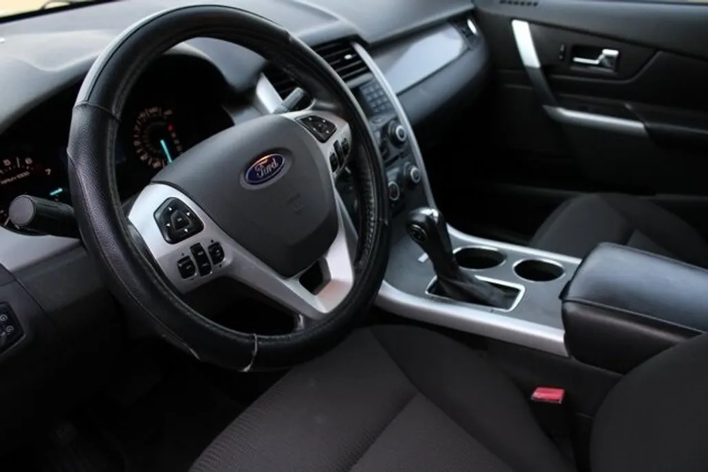 2013 Ford Edge SEL photo 1