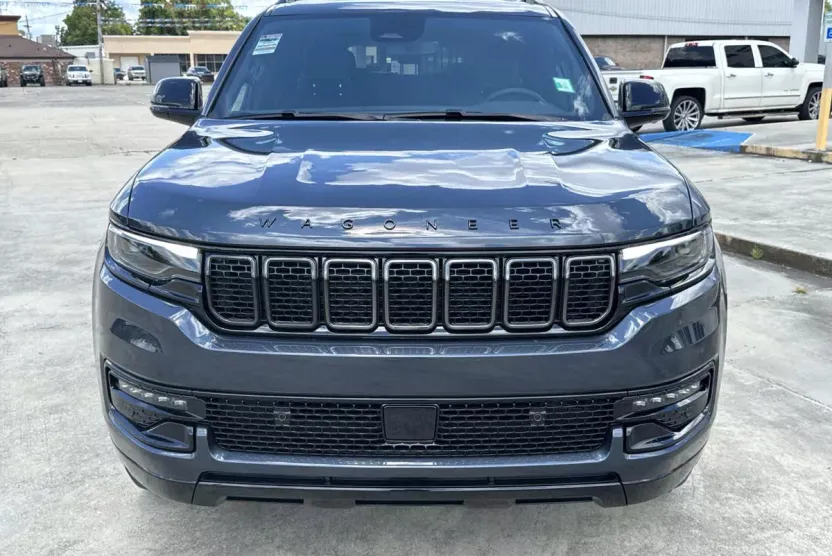 2025 Jeep Wagoneer Series II Carbide photo 1