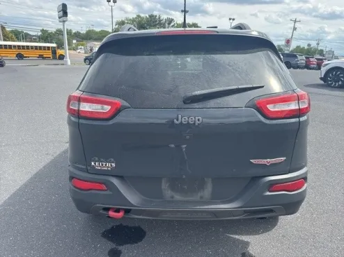 2017 Jeep Cherokee Trailhawk photo 4