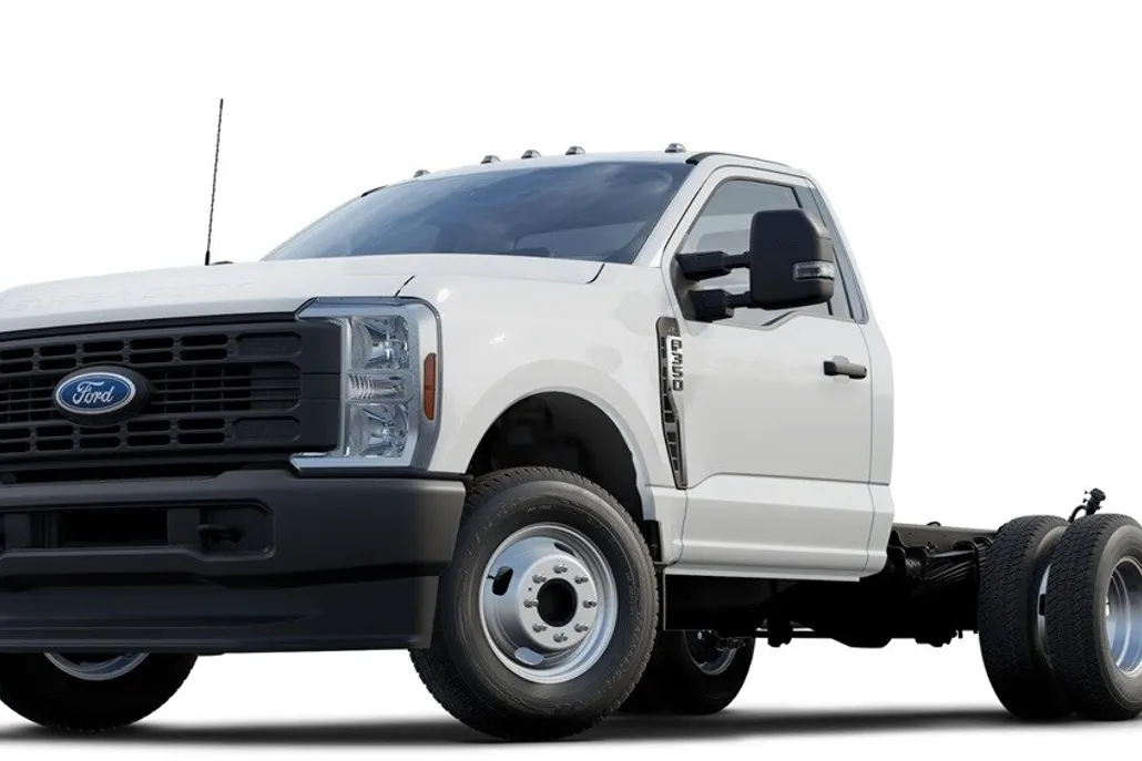 2024 Ford F-350 XL photo 1