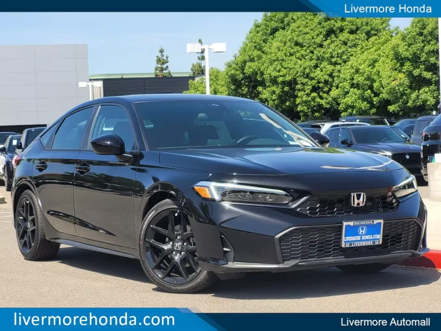 2025 Honda Civic Sport Hatchback photo 1